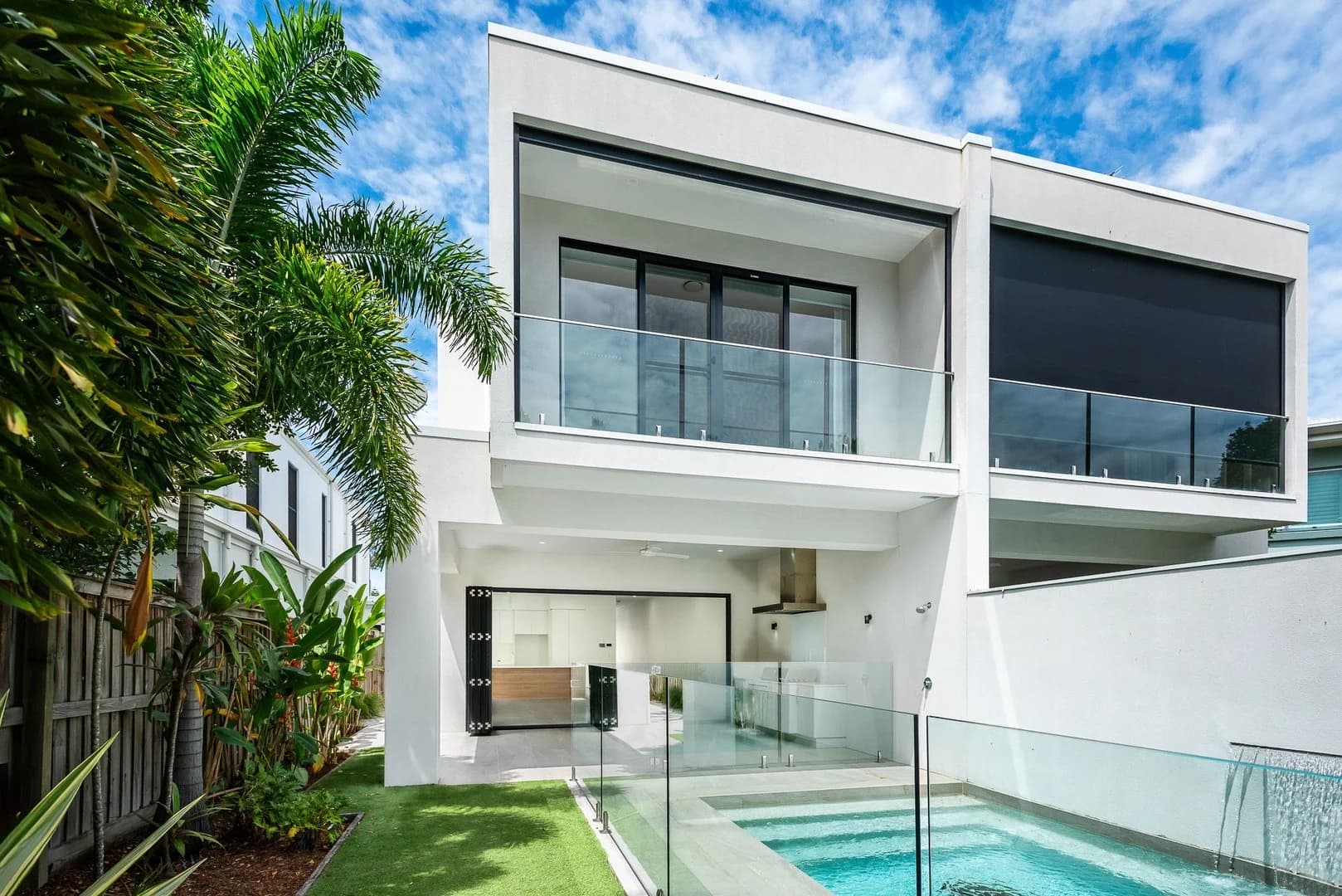 Beautiful Townhouse in Main Beach